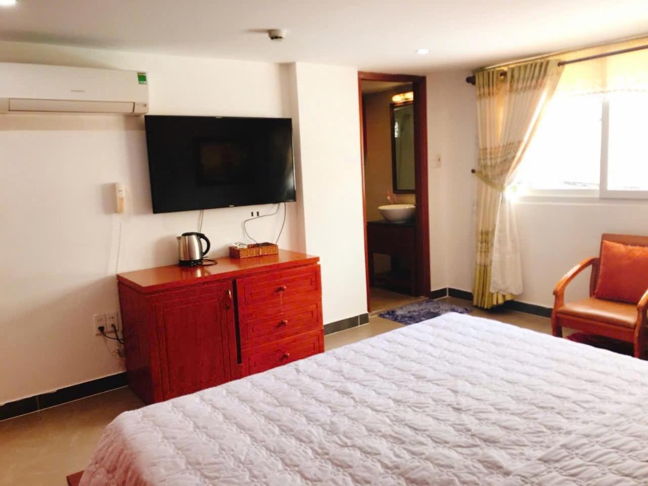 Blue Sky Hotel Вунгтау Екстер'єр фото